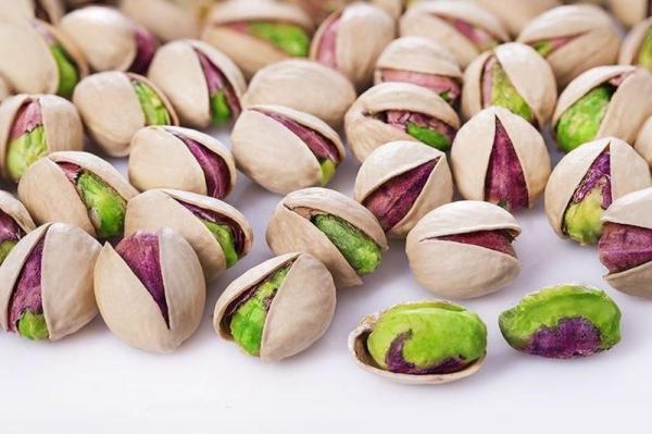 Export of Iranian pistachios to Canada