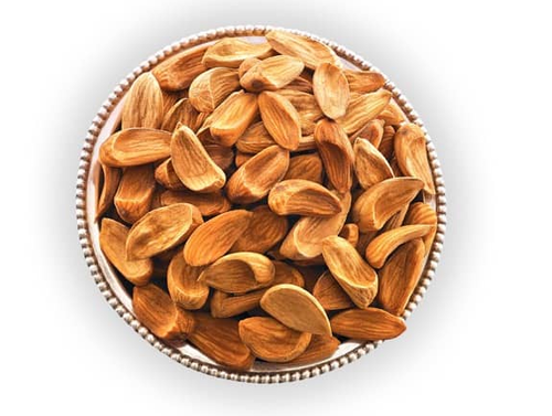 Export of Mamra almonds to the UAE
