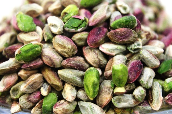 Selling raw Iranian green pistachio kernels