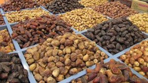 Selling first-class dates in bulk | Iranian dates