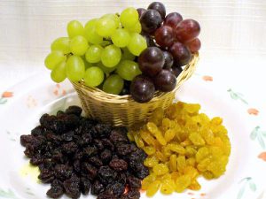 Sale price of Iranian quality golden raisins