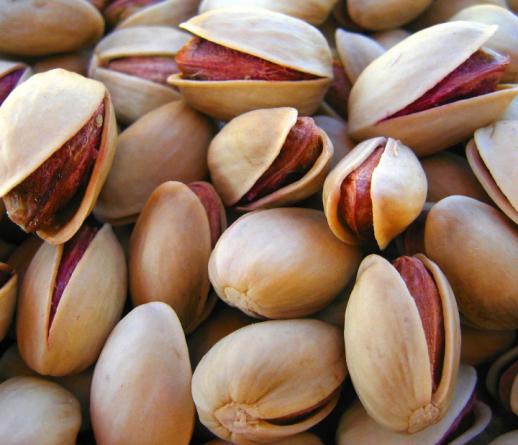 Tips for exporting Ahmad Aghaei pistachios to the UAE: