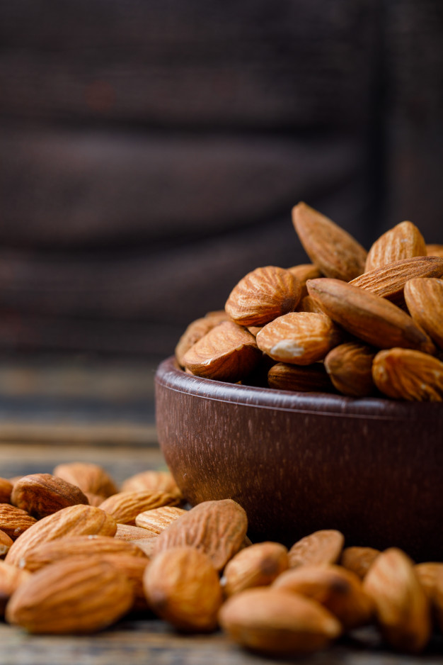 Buy Mamra almonds for Qatar and UAE | Iranian almond