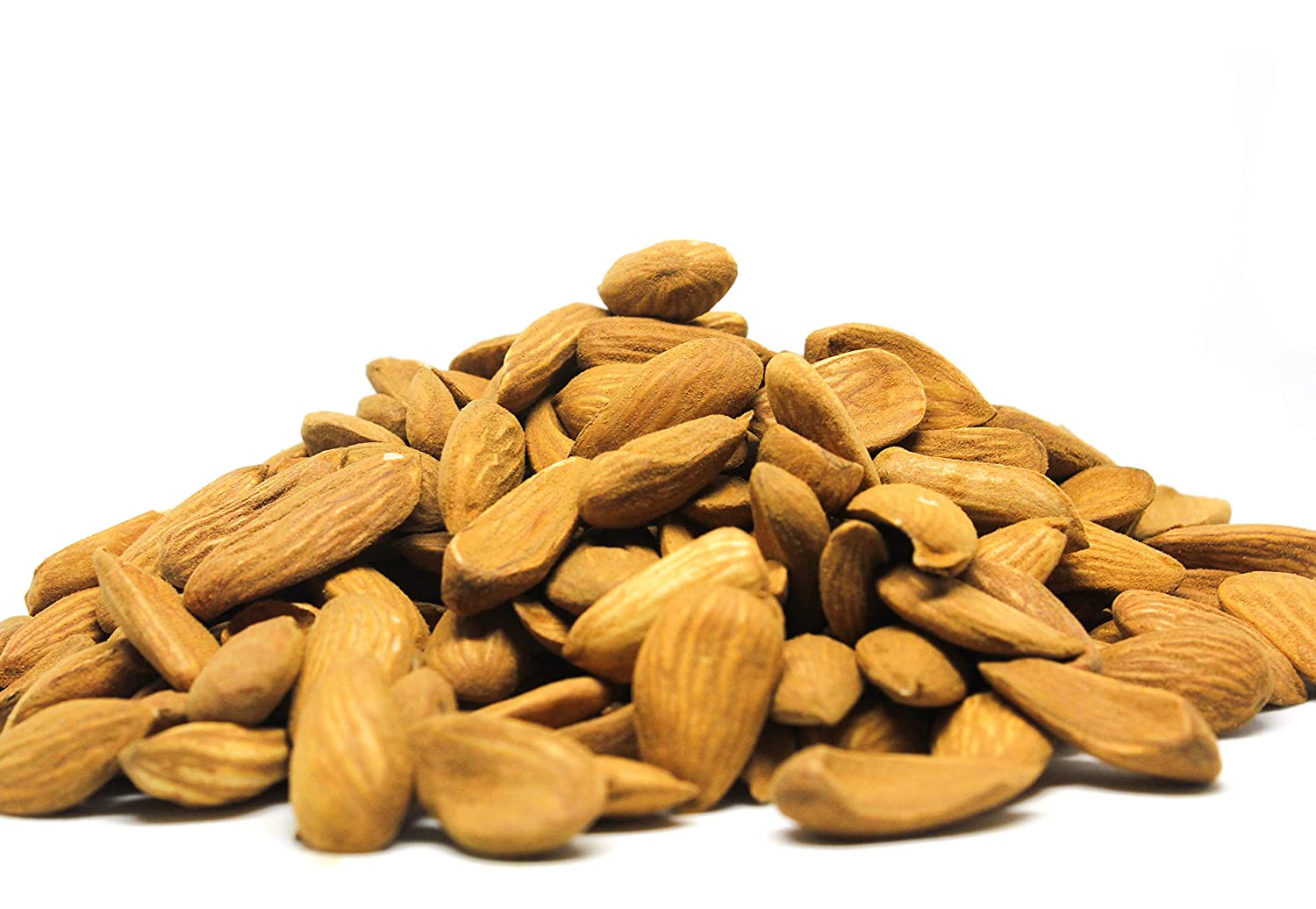  Exporter of first-class midwifery almonds in Iran