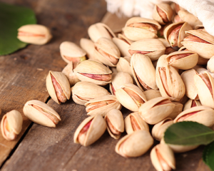 Manufacturer and exporter of Akbari pistachios