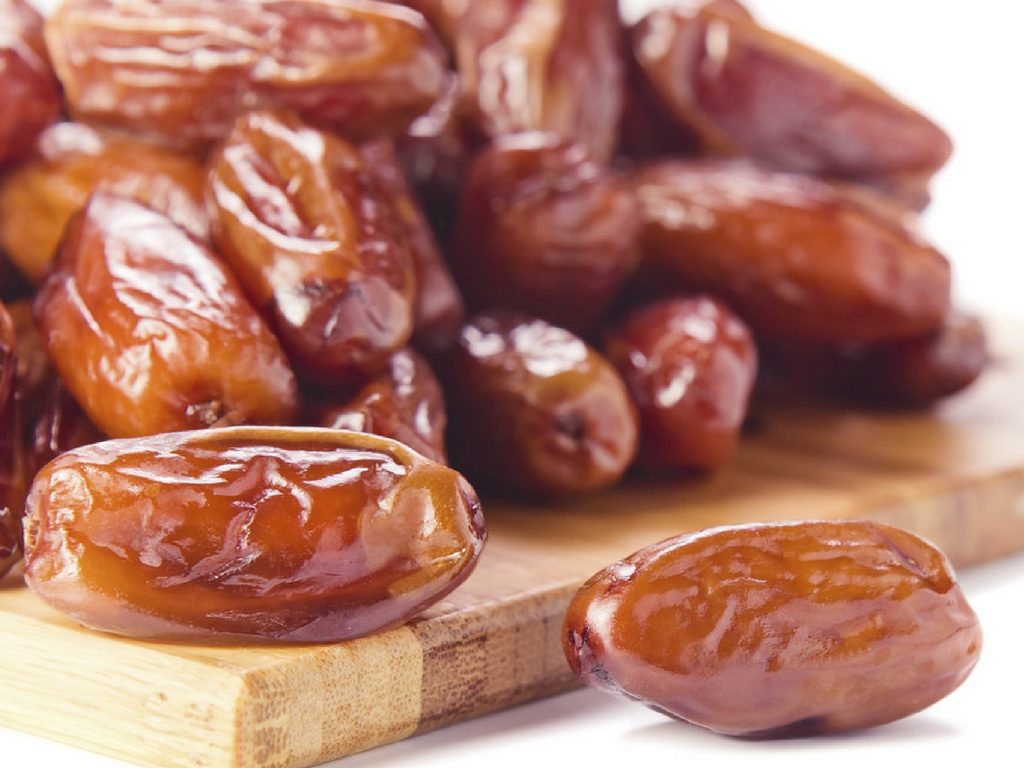 Iranian Dates in Iraq | Nutex Dried Fruits