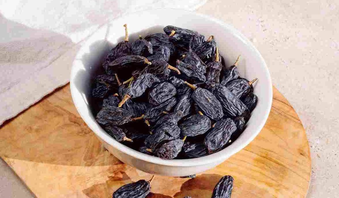 organic black raisins - Nutex Raisins
