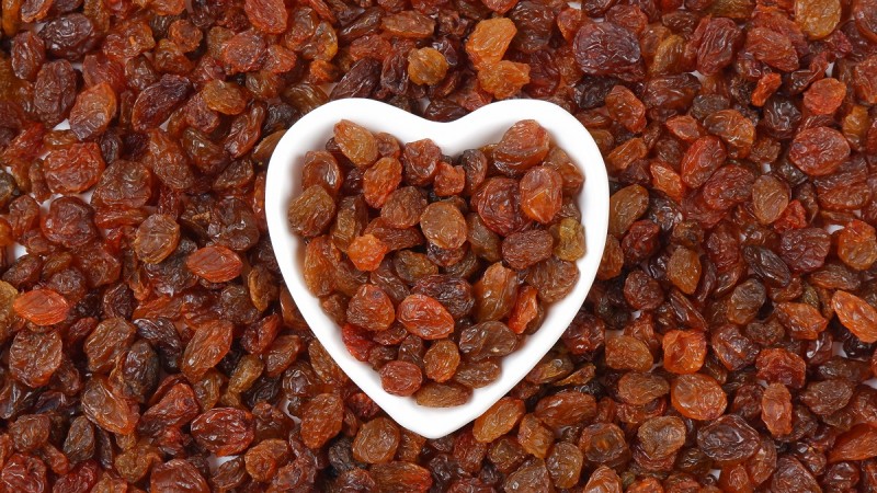 Sultanas raisins to buy